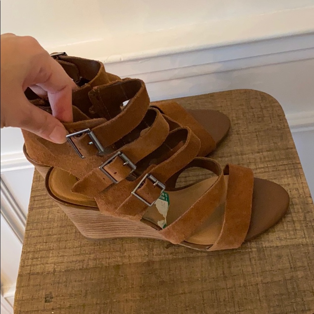 Barely worn brown suede buckle sandals